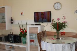 Apartments by the sea Poljica, Trogir - 11721