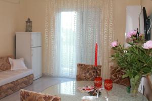 Apartments by the sea Poljica, Trogir - 11721