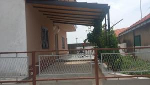 Apartments with parking space Sapina Doca, Rogoznica - 11739