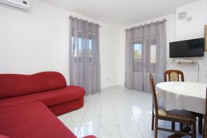 Apartments by the sea Kanica, Rogoznica - 11745