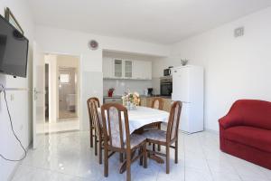 Apartments by the sea Kanica, Rogoznica - 11745