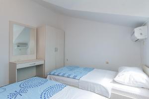 Apartments with parking space Podaca, Makarska - 11748