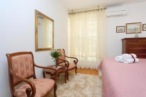 Apartments with WiFi Split - 11783