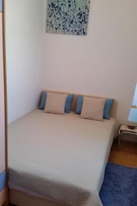 Apartments with WiFi Split - 11784