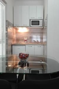 Apartments with WiFi Novi Vinodolski - 11839