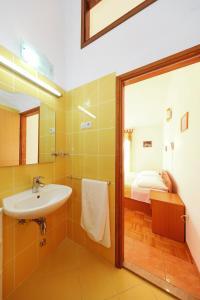 Apartments by the sea Bozava, Dugi otok - 11896