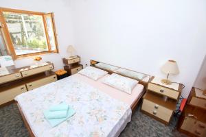 Apartments by the sea Zuronja, Peljesac - 12020