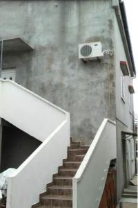 Apartments with a parking space Zubovici, Pag - 12050 
