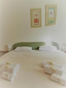 Apartments with a parking space Murter - 12067