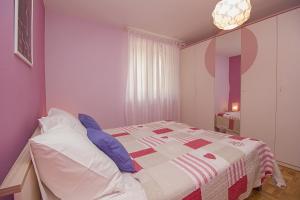 Apartments with a parking space Rabac, Labin - 12100