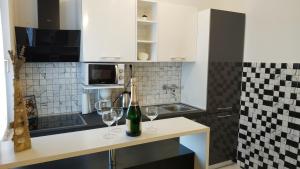 Apartments with parking space Razanj, Rogoznica - 12133