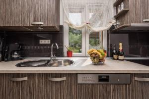 Family friendly house with a swimming pool Pakostane, Biograd - 12185