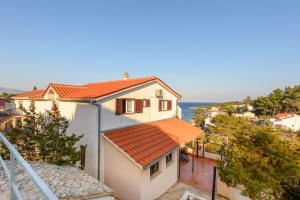 Apartments by the sea Basina, Hvar - 11817