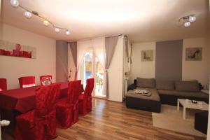 Apartments for families with children Sisan, Medulin - 12199