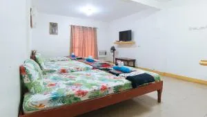 Golden Success Hotel I by RedDoorz - Anao