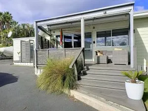 Adorable Beach Unit Stanmore Bay - Stanmore Bay