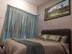 Netflix # Sky Suite near Jaya One by Salaam Suites, 2 pax