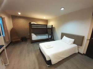 Parasol Inn Chiang Mai Old City