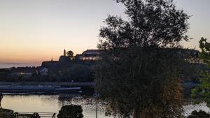 Center, Private Garage, Danube & Fortress, 3 bdrm 2 bath