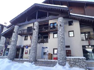 Appartements Appartement Val-d'Isere, 2 pieces, 4 personnes - FR-1-518-119 : photos des chambres