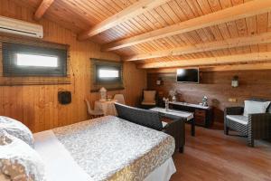 One-Bedroom Apartment room in El Manantial Del Fresno
