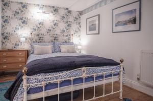 Goscar Court - 1 Bedroom Apartment - Tenby