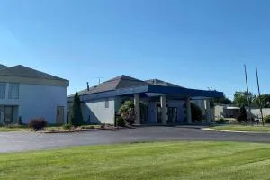 AmericInn by Wyndham Fort Atkinson - Whitewater