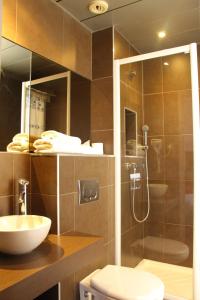 Hotels Kyriad Restaurant Centre SPA Vichy : photos des chambres