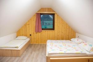 One-Bedroom Apartment room in Farmhouse Soklic