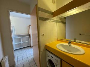 Appartements Appartement Saint-Jean-de-Monts, 3 pieces, 6 personnes - FR-1-224C-188 : photos des chambres