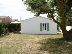 Maison à Ars-en-Ré près du port, terrasse ombragée, WiFi, ménage inclus - FR-1-434-8