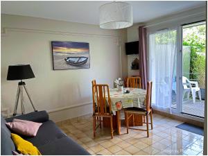 Cabourg, Appartement plain pied avec terrasse accès direct à la plage