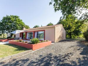 Maisons de vacances Gite Pont-Saint-Martin, 4 pieces, 6 personnes - FR-1-306-986 : photos des chambres