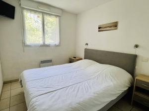 Cambo : T2 Confortable avec Wifi et Parking - FR-1-495-72