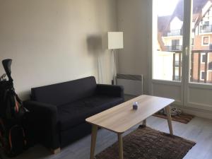 Cabourg: Appartement bord de mer, balcon, internet, parking - FR-1-487-313