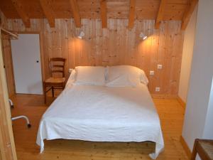 Chalets Chalet Albiez-Montrond, 4 pieces, 8 personnes - FR-1-618-16 : photos des chambres