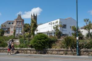 Camilla House Guest House