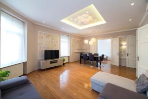Agape Apartments 