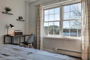 3 BR Private Pondside View New Reno [Moose Lodge]