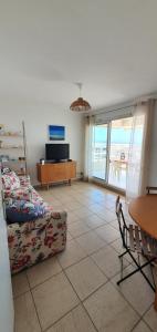 Standing vue mer entre Cannes et Antibes