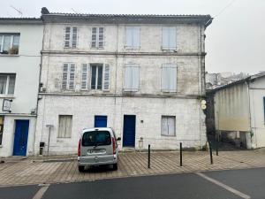 Appartements LE LUCIEN Eco-Appart'Hotel - Angouleme - Centre - Wifi - Parking prive - Classe 4 etoiles : photos des chambres