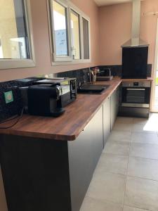 Appartements La Poupe, F3 avec terrasse a 60m de la plage : photos des chambres