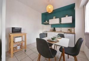 Appartements Cabana & Le Central - Proche Lac , Terrasse et Parking : photos des chambres