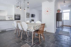 Ty Golau - 3 Bed Holiday Home - Pembroke