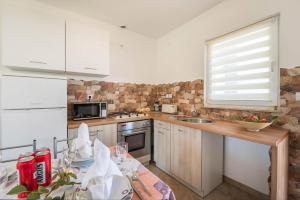 Apartment Radeki Glavica 112b