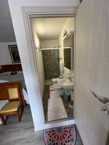 Palazzo Cervesato: Camera Regina Margherita