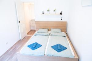 N28 Condo Apartment Next To Andrassy.