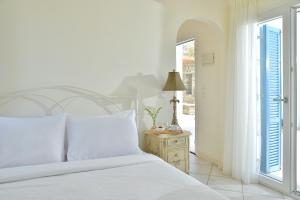 Andros Homes Sea Side Apartment & Studio