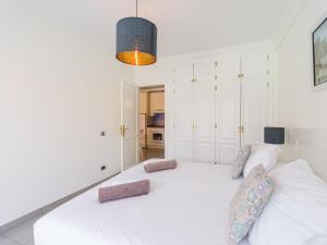 View Valley Mogan Beach