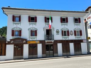 Palazzo Cervesato: Camera Regina Margherita